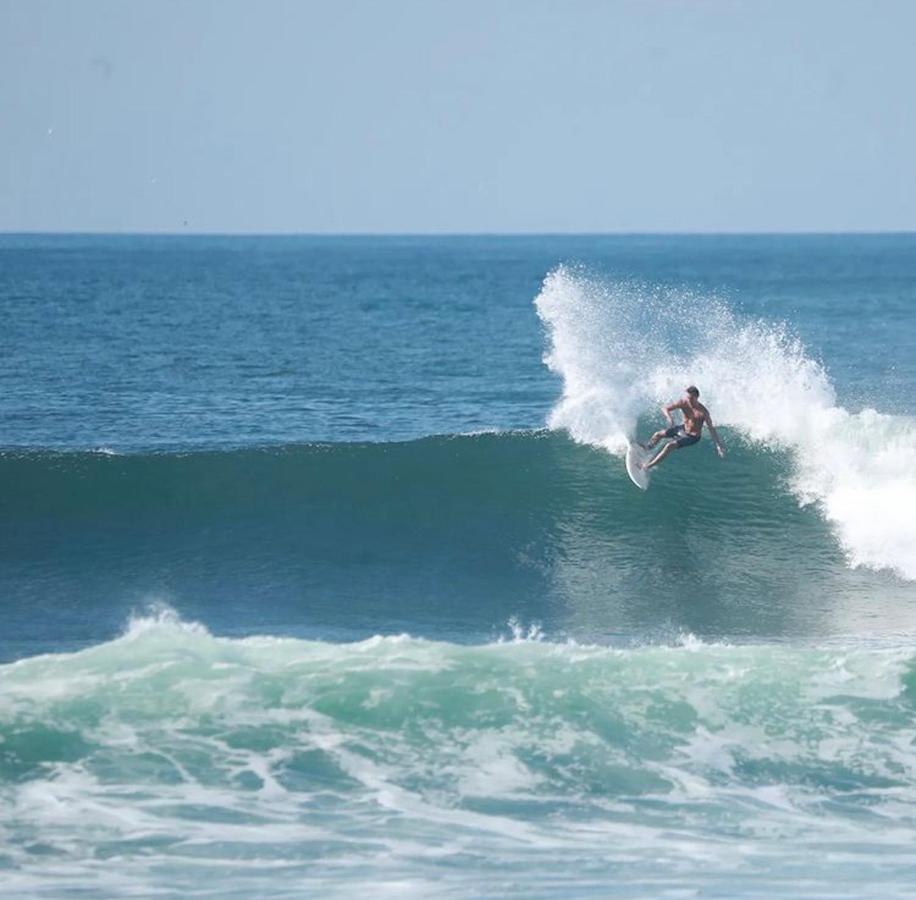 Laola Surf Camp El Sunzal Hotel La Libertad Bagian luar foto